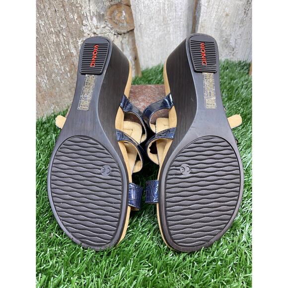 Vionic Triple Strap Wedge Blue Sandals Women's 7 - Picture 8 of 8